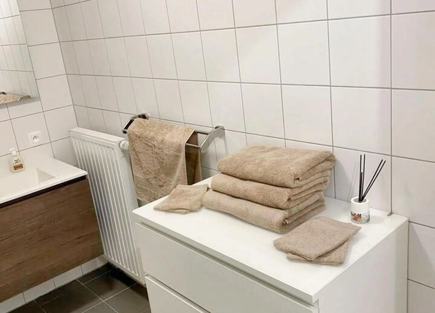 Modern Apartment In Cureghem Anderlecht 134 M² + Terrace Brüssel